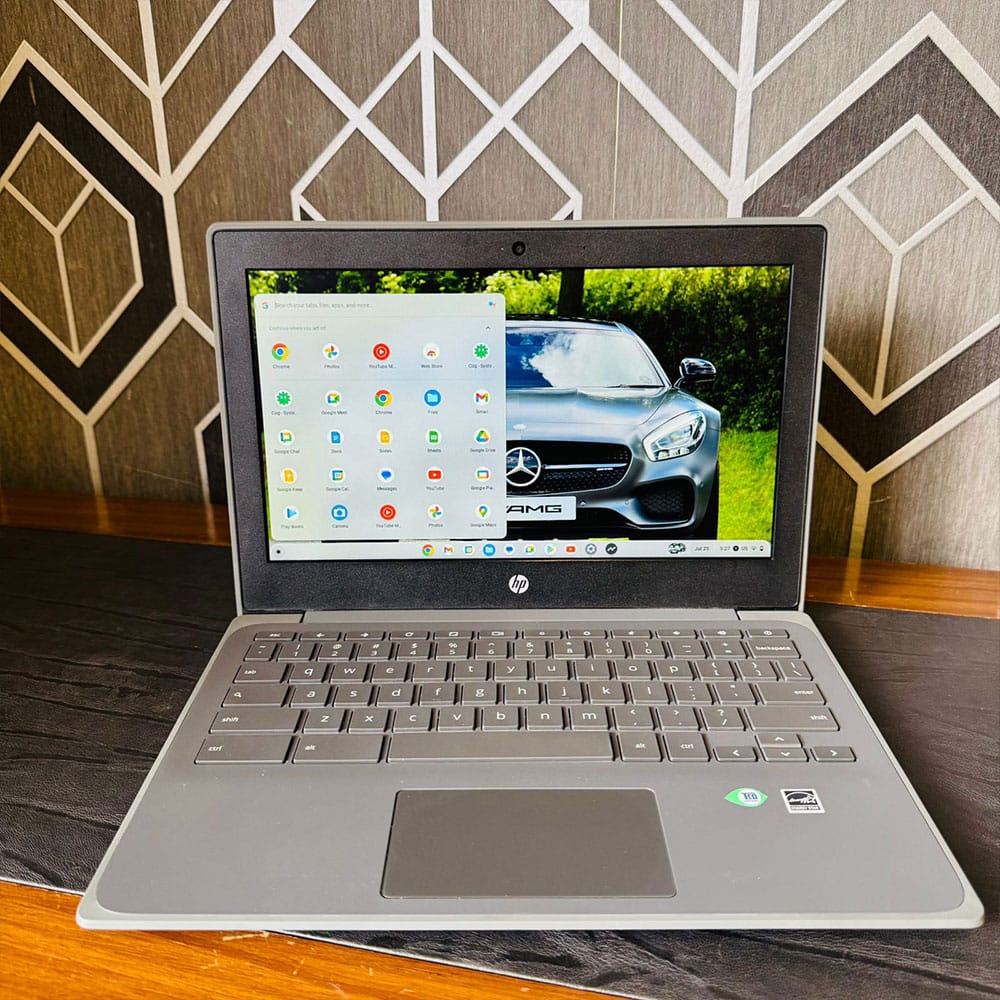 HP G8 - 4GB Ram - 32GB SSD  Laptop/Chromebook