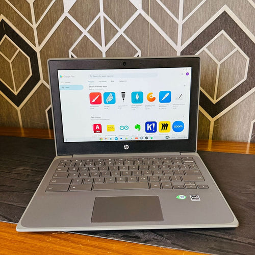 HP G8 - 4GB Ram - 32GB SSD  Laptop/Chromebook