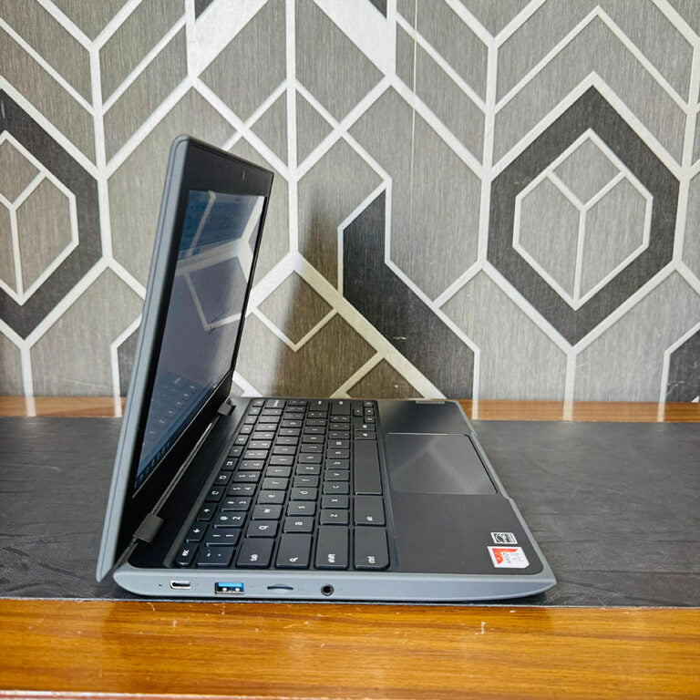 Lenovo 100e - 4GB Ram- 32GB Storage